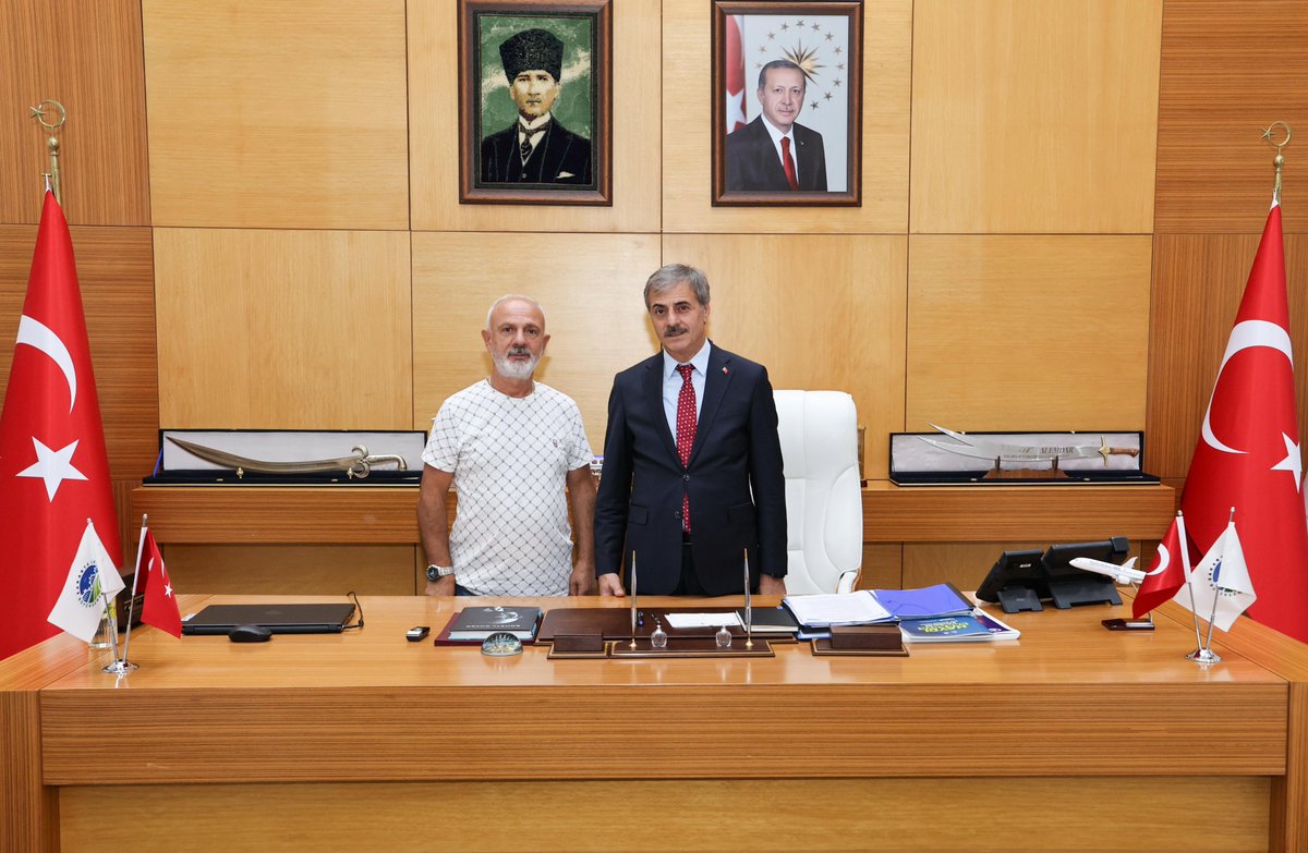 sbYusufAlemdar's tweet photo. Bugün bizleri ziyaret eden kıymetli hemşehrilerimize teşekkür ediyorum. Allah birliğimizi daim eylesin. https://t.co/6xOWAeT1oM