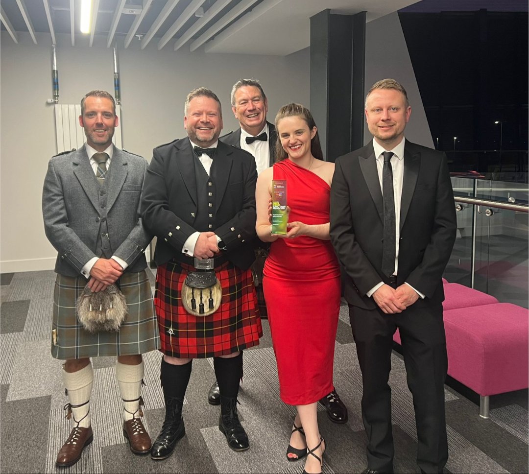 🏆Outstanding SME Winner!🏆

We are thrilled to have won the Outstanding SME Award at last night's Scottish Green Energy Supply Chain Awards! 🌟

<a href="/ScotRenew/">Scottish Renewables</a> 

#LifeatVerlume #PowerDelivery #EnergyStorage