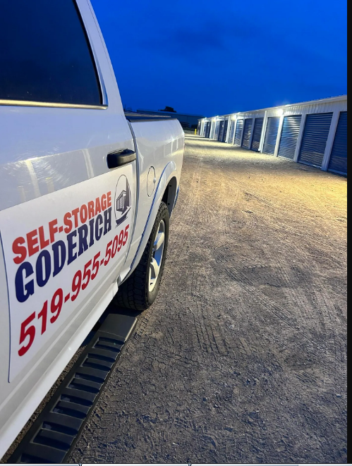 Selfstorag0's tweet photo. Looking for secure and affordable #storageunitrentals? Self storage Goderich offers a variety of unit sizes to accommodate all your storage needs. 
selfstoragegoderich@gmail.com
☎ (519) 955-5095
Address: 140 Huckins Rd Goderich, ON N7A 3X8 Canada
Visit - https://t.co/Kw4PfWZJz2 https://t.co/1EFkEwCw7j
