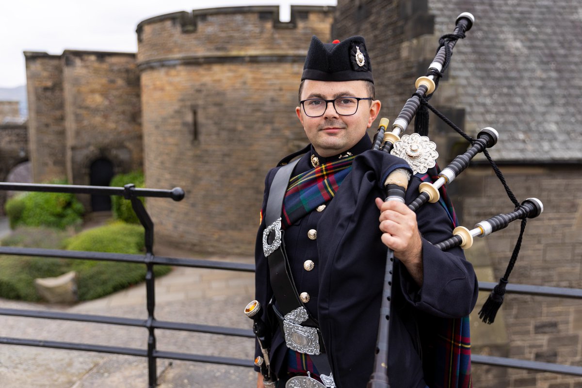 Edinburgh Tattoo tweet media