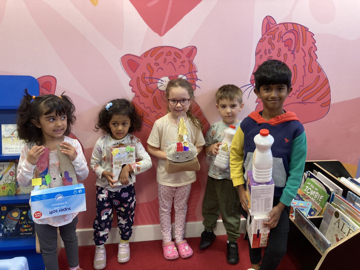 Bromley Libraries tweet media