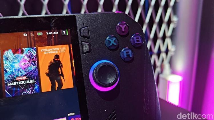 detikinet's tweet photo. #Foto Main game bakal makin seru! Asus ROG Ally X dibikin makin gacor nih, detikers! 🎮😆

Kepo kayak gimana? Yuk lihat fotonya!

>> https://t.co/tX4fkZL12q

Foto: Panji Saputro/detikINET

#detikinet #asus #asusrogally #asusrogallyx #rogally #hargarogallyx #fotoinet #fotodetikcom https://t.co/DnV2Uayg4F