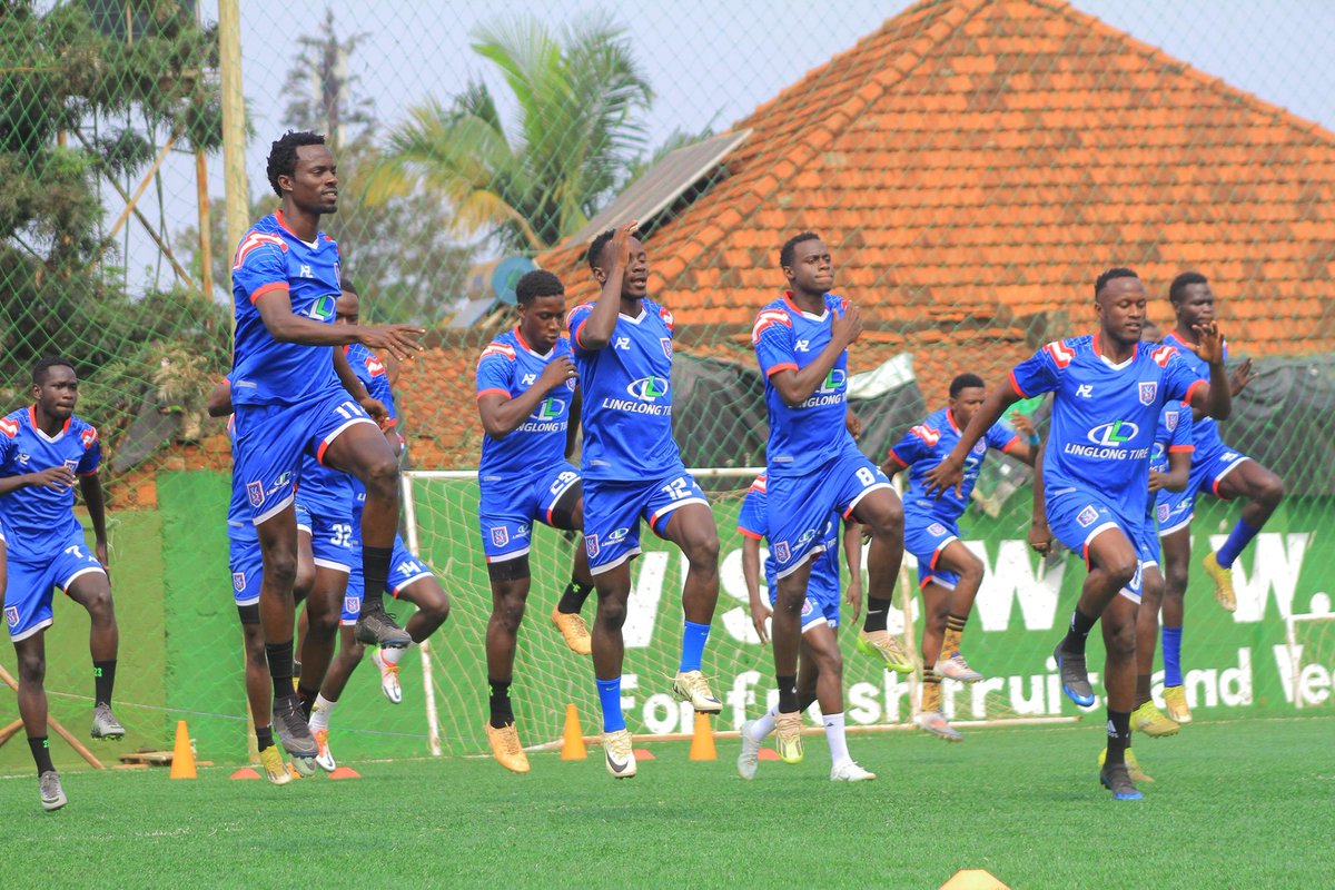 SCVillaJogoo's tweet photo. Thursday - Final touches ahead of the Big Day ✅
#CBESCV || @CAFCLCC
#TheJogoos🔵 https://t.co/JfTNsfbE8B