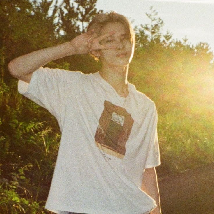 forsoulliesnk's tweet image. anagapesis
a #sunki au

alain (ksn) and shandy's (nrk) relationship, often seen as the ideal, strong, supportive, and full of mutual respect. 

but, what if, despite their deep love they've built, they suddenly wake up one day with no feelings left for each other?