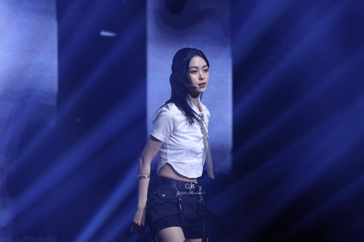 240822 KWDA

#ITZY #있지 #RYUJIN #류진
<a href="/ITZYofficial/">ITZY</a>