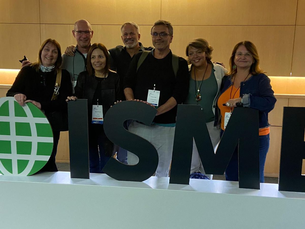 Rodrigo Costa (@microecoevo_lab) on Twitter photo Former students and collaborators of Jan Dirk van Elsas at #Isme19. Many others were in the audience and all of us agree how fun and creative it was to work with him. A very well deserving James Tiedje award! With <a href="/GBerg_ubt/">Gabriele Berg</a> <a href="/peixotors/">Raquel Peixoto</a> <a href="/Rosado_AS/">Alexandre Soares Rosado</a> Former students and collaborators of Jan Dirk van Elsas at #Isme19. Many others were in the audience and all of us agree how fun and creative it was to work with him. A very well deserving James Tiedje award! With <a href="/GBerg_ubt/">Gabriele Berg</a> <a href="/peixotors/">Raquel Peixoto</a> <a href="/Rosado_AS/">Alexandre Soares Rosado</a>