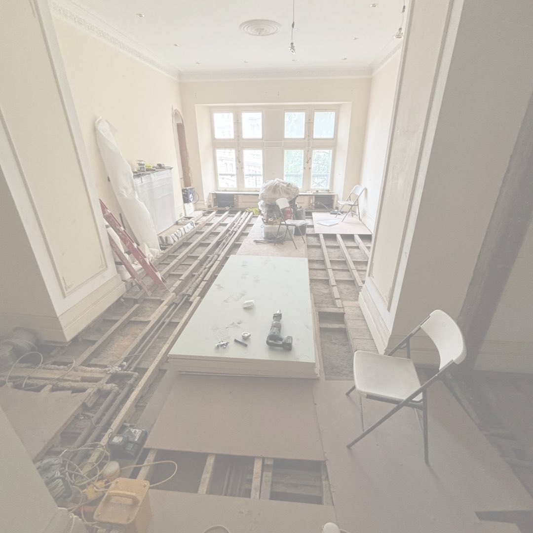 Our current project at Whitehall Court offers views that capture London's charm. From St James’s Park, you can gaze towards the London Eye, see a majestic French château-like structure with mansard roofs gracing the Westminster skyline.