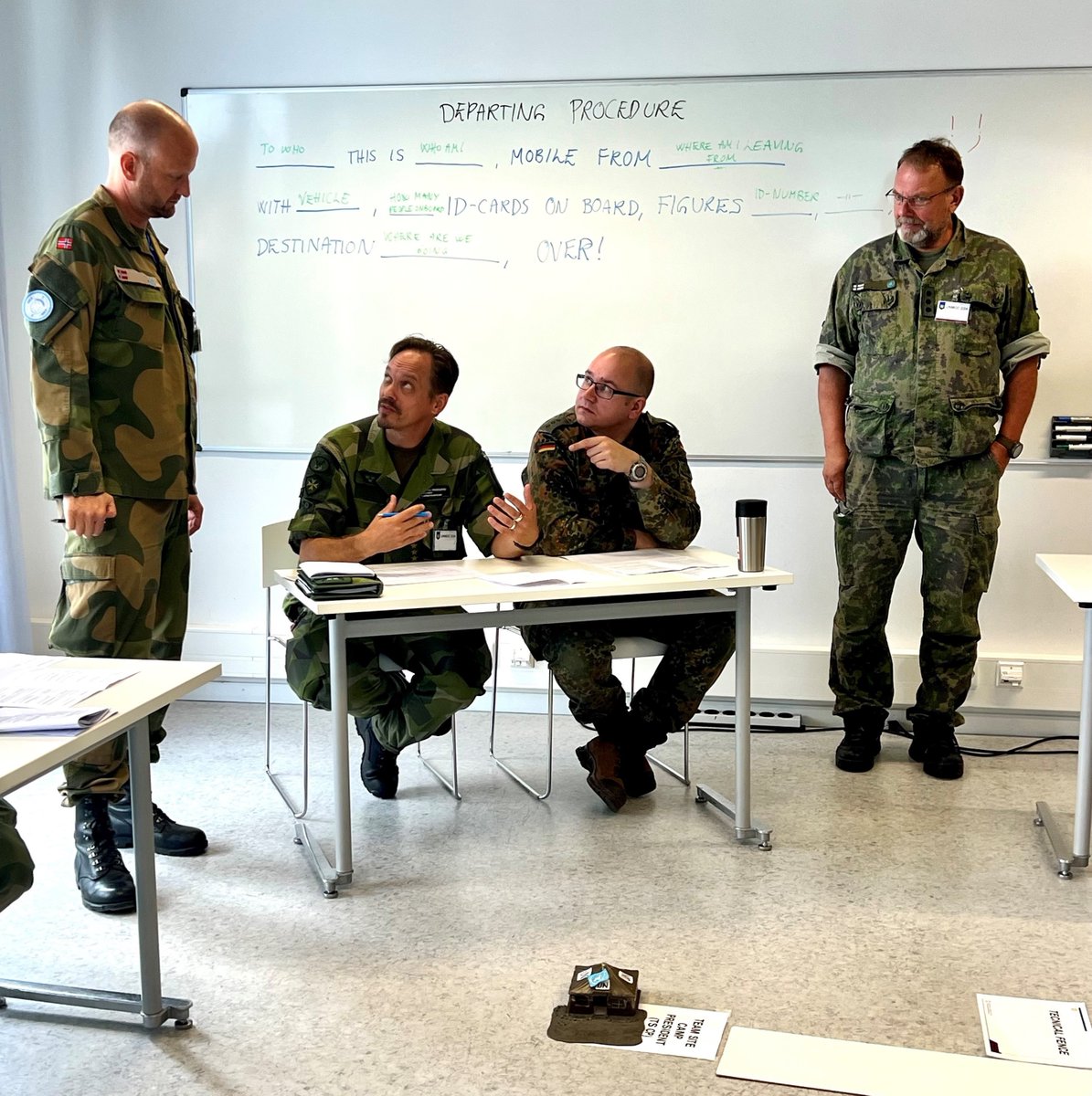 FINCENTFI's tweet image. UN #MilitaryObserver course participants had a busy week in Santahamina. The weekly schedule included E.g. cross country driving, patrolling and communication exercise, mine awareness, reporting and First Aid, and last but not least intro to sauna!

#UNMOC #UNPEACEKEEPING #UN