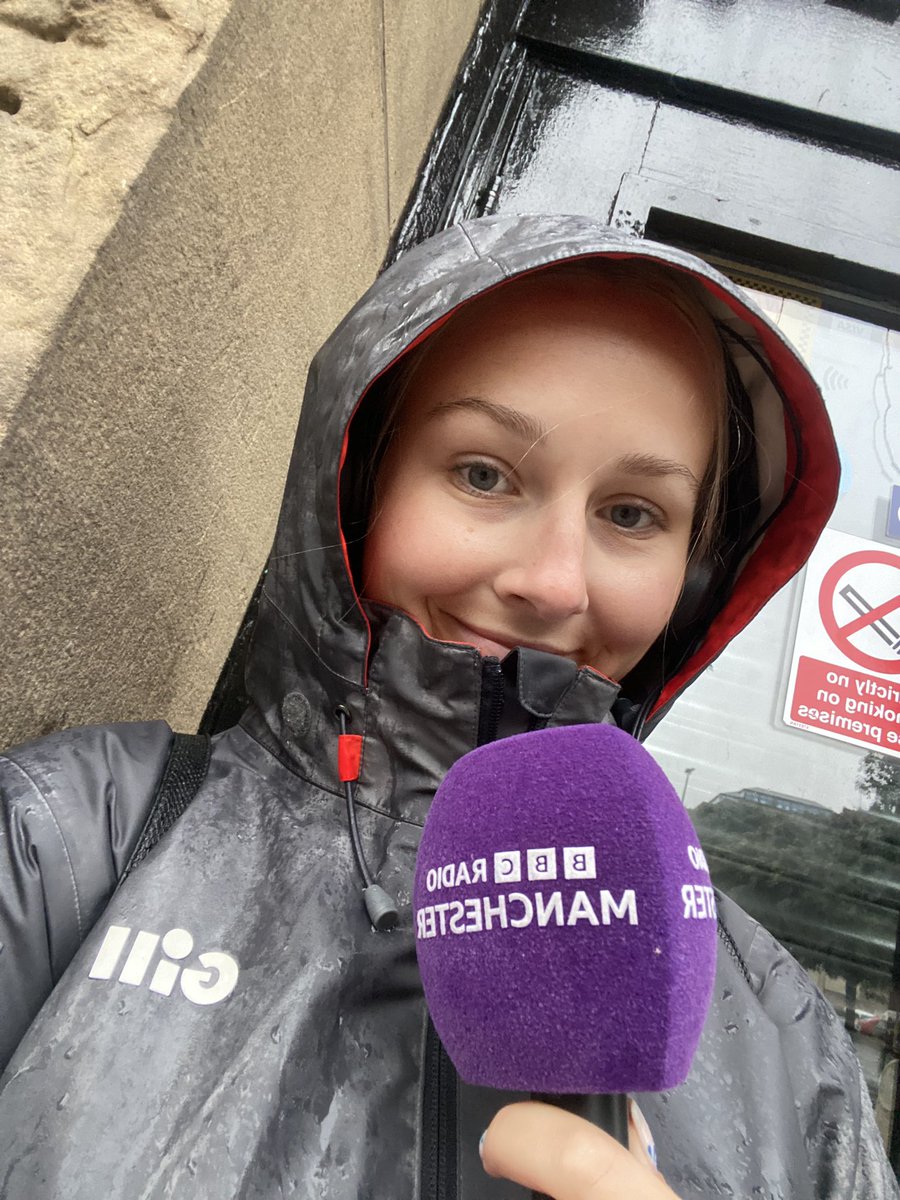 🚨After an amazing 18 months <a href="/BBCRadioManc/">BBC Manchester</a> I’m moving a couple of desks over to <a href="/BBCNWT/">BBC North West</a> as a TV Journalist for 9 months

I’ve covered some amazing stories, lots of them standing out in the pouring rain☔️
Can’t wait to continue this across a bigger patch, after a little holiday🤍