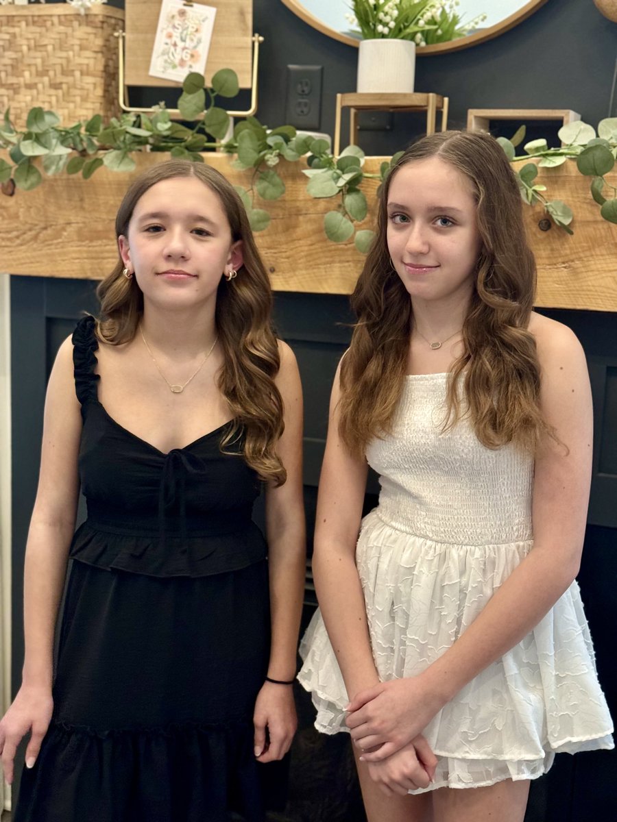 AnibalSolerJr's tweet photo. Happy 13th Birthday Soler Twins! Papi can’t wait to celebrate you both this weekend. I love you and I’m very proud of the young ladies you are becoming! 🎂❤️😘 #TeamSoler https://t.co/5QW88Zhlkl