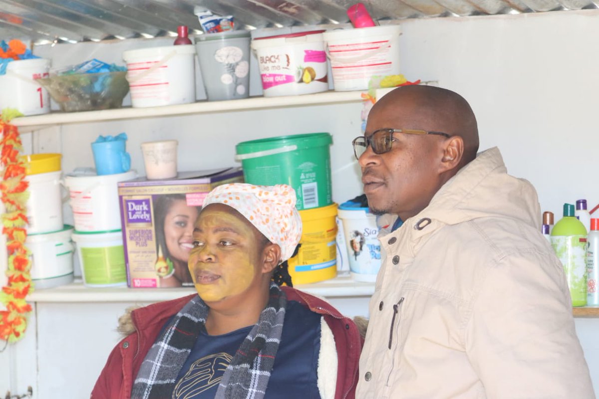 bitou_muni's tweet image. Neziswa Xakatha, Project Manager of the Informal Settlement Electrification program, was present alongside Councilor Mhlana to oversee the official handover to residents whose keypads and meters had already been paired.
#Eletrification #Ward3