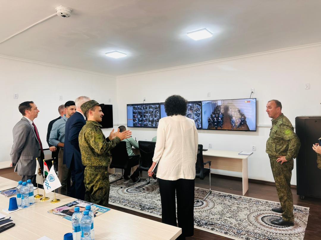 UNODC_ROCA's tweet photo. 🔒 Yesterday UNODC delivered upgraded CCTV equipment to a pilot prison in Vahdat, Tajikistan, enhancing security and humane management in line with international standards.
Returning Foreign Terrorist Fighters Detention Programme funded by @StateDeptCT. https://t.co/rzOHwK9sxM