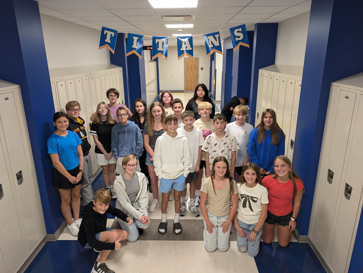 Mrs. Wolf tweet media