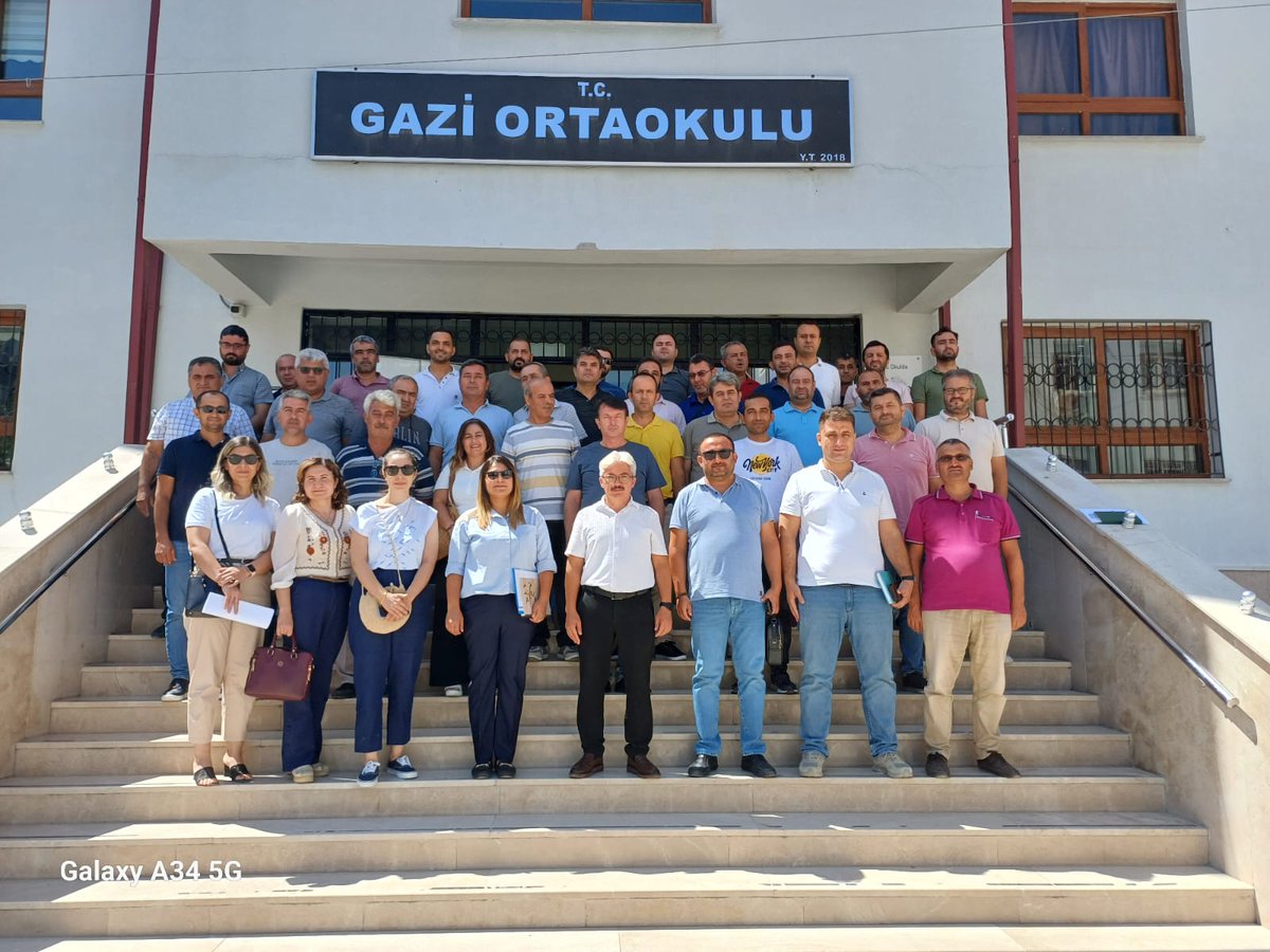 mut_mem's tweet photo. İlçe Milli Eğitim Müdürümüz Sn. @erddlk33 başkanlığında 2024-2025 Eğitim Öğretim Yılı İlçemiz Okul, Kurum Müdürlerimizle sene başı Müdürler Kurulu toplantısı yapıldı. 
@tcmeb @Yusuf__Tekin @MersinMEM  @fazilet_durmus @ihsanAyranc https://t.co/uiJnEYOViE