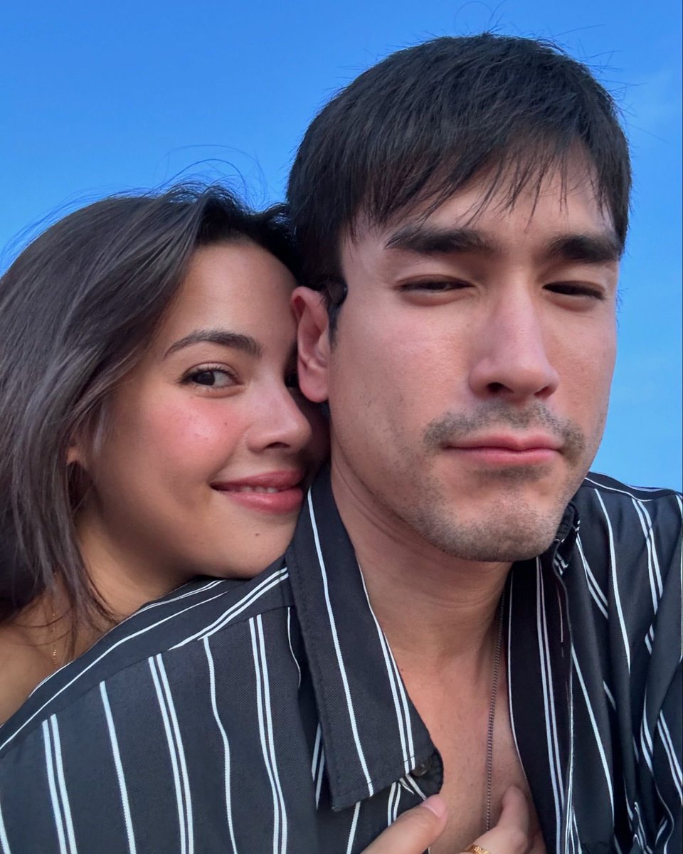 อยากเห็นคุณพ่อคุณแม่ที่น่ารักและเท่มากๆแล้ว😍