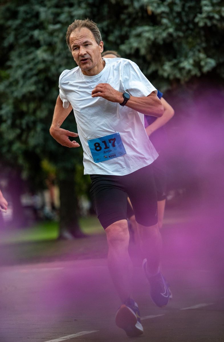 Ielejs's tweet photo. Lieliskā skriešanas seriāla “Izskrien Rīgu 2024” (https://t.co/fsXOROoDt3 ) noslēdzošais posms Ziedoņdārzā. 22.08.2024. #izskrienrīgu #skrien #rīga #run #running #runners https://t.co/fyl8mQe9FN