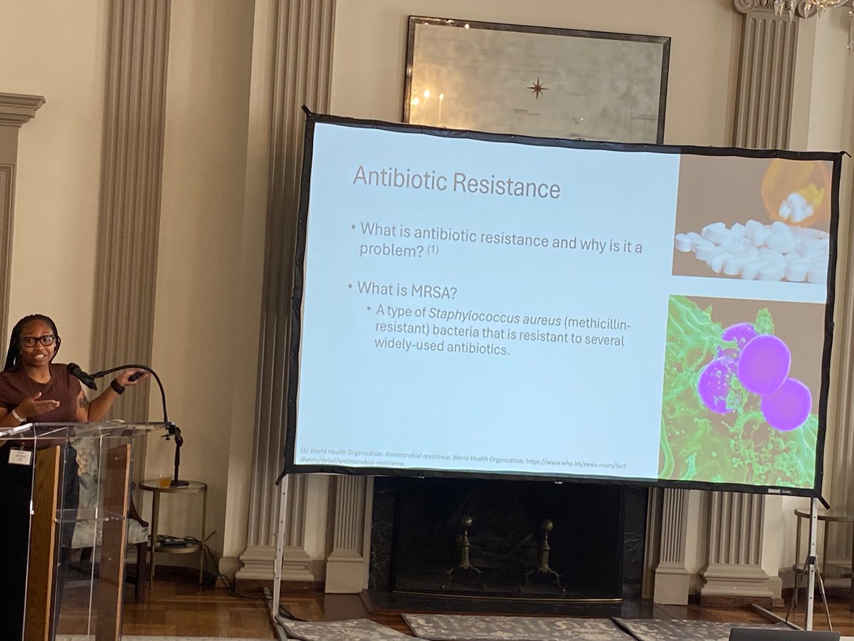 nadjacech's tweet image. Janae Wofford giving a phenomenal talk about #naturalproducts for #AntimicrobialResistance 

 Janae is supported by an @NIH funded undergrad fellowship and joined #cechlab as a freshmen

@UNCG_CAS 
@UNCGResearch 
@uncg_chem