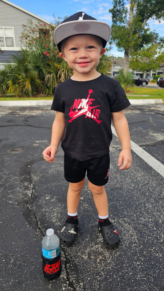Brandon_Larson's tweet photo. Jordan is ready to go meet the @NASCAR driver of the @FedEx #11 car for @JoeGibbsRacing and the co owner of @23XIRacing @dennyhamlin at @Wawa presented by @CocaColaRacing @CocaCola Hope we can win tickets for the race tonight! Would be his 1st race 🏁 https://t.co/BrFePsfIas