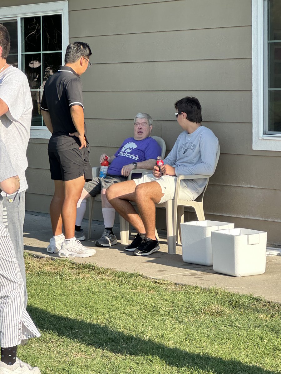 Starkey Inc. (@starkeyinc) on Twitter photo <a href="/GoShockersBSB/">Wichita State Baseball</a> team members visited last night and we tried out soccer and badminton - and of course, played some catch with the baseball! Thank you to the <a href="/wheatshocknil/">Wheat Shock Collective</a> for organizing this great event - we had a blast! Go Shockers!
#Community ⚾️⚽️🏸💛🖤 <a href="/GoShockersBSB/">Wichita State Baseball</a> team members visited last night and we tried out soccer and badminton - and of course, played some catch with the baseball! Thank you to the <a href="/wheatshocknil/">Wheat Shock Collective</a> for organizing this great event - we had a blast! Go Shockers!
#Community ⚾️⚽️🏸💛🖤