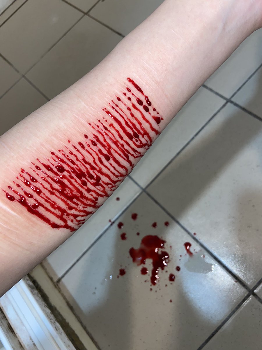 rochelimit0000's tweet photo. 𝓑𝓵𝓸𝓸𝓭𝔂 𝓛𝓸𝓿𝓮𝓻🩸 https://t.co/942Beqrqa3