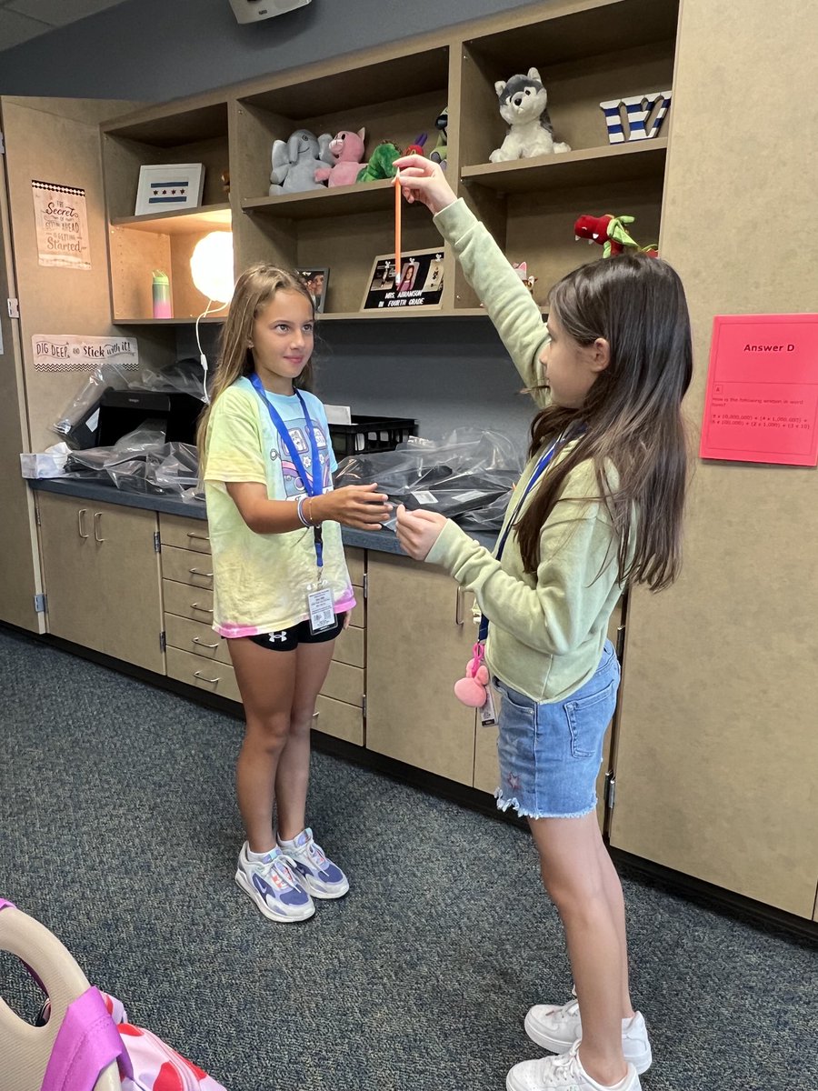 Learning about the nervous system in science!  Testing our reaction time by dropping a ✏️ and having our partner try and quickly catch it!  <a href="/twehowl/">Tom Wilson Elementary</a> #TWEHOWL