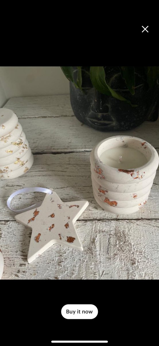 Donshu45's tweet photo. Shhh 🤫🤐🤫 Christmas 🎄

We have begun crafting our Christmas memorial stars ⭐️ By incorporating a small amount of your loved one's or pet's ashes we create a lasting &amp; heartfelt tribute
#Ashes #LovedOnes #Christmas #MemorialKeepsake 
 #ChristmasStar #AshesKeepsake #PetKeepsake https://t.co/Npp4vpit1S
