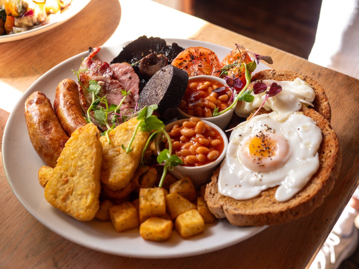 GroundedCafeBar's tweet photo. Worried about that bank holiday hangover? Could never be us, grab a breakfast &amp; crack on with the day 🫣 https://t.co/iIq38AFoWo