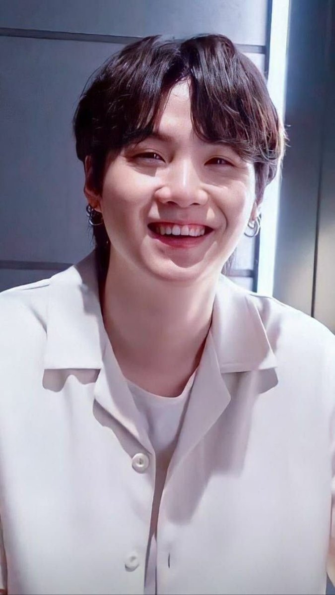 BREAKING NEWS 🚨🚨🚨

Suga of BTS, 방탄소년단 슈가, civil name 민윤기 (Min Yoongi), never have disappointed ARMY!!!

#WeLoveUSuga
#WeLoveUYoongi 
#BesideSUGA
#다괜찮아질거야
#BTSisSeven
#SugaStays
#ARMYShieldsBTS 
#BTSPurpleRibbonProject
#힘들땐우리가함께걸어온길을돌아봐