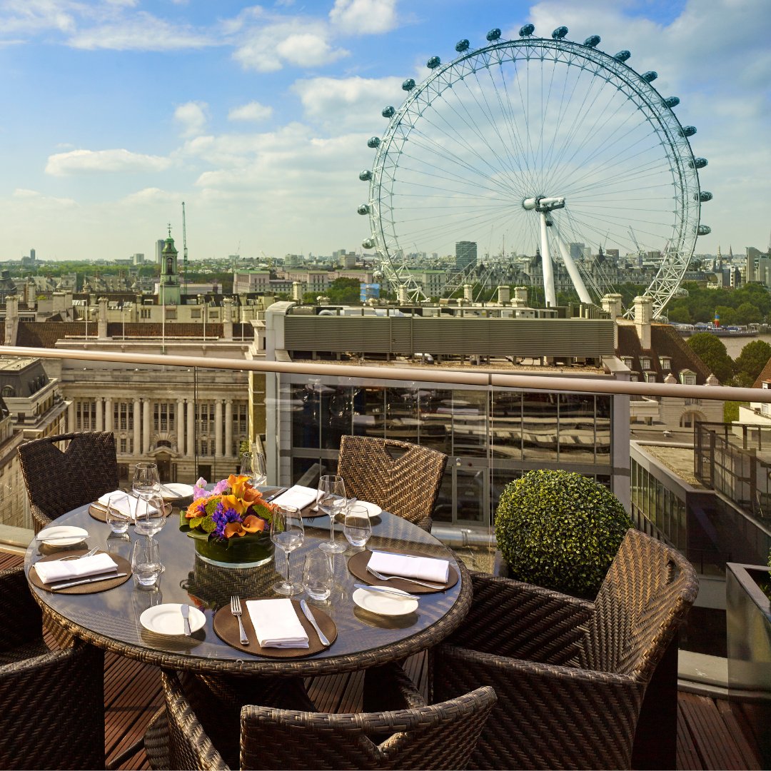 Wake up from a great night's sleep to the view you were dreaming about - that's the Park Plaza County Hall experience. 🇬🇧🎡

#ParkPlaza #ParkPlazaMoments #London #LondonViews #LondonEye #RoomWithAView