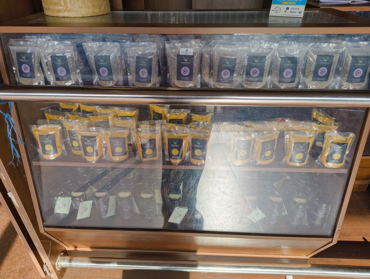 itsnaik2000's tweet photo. Discovered Athirapally Tribal Valley Project products under #onestationoneproduct scheme of @narendramodi in Thrissur Railway Station. Manned by very knowledgeable and enterprising staff, was quite impressed with array of well packaged forest produce.https://t.co/QbOaidgvW0 https://t.co/Fr1ph1TFUl