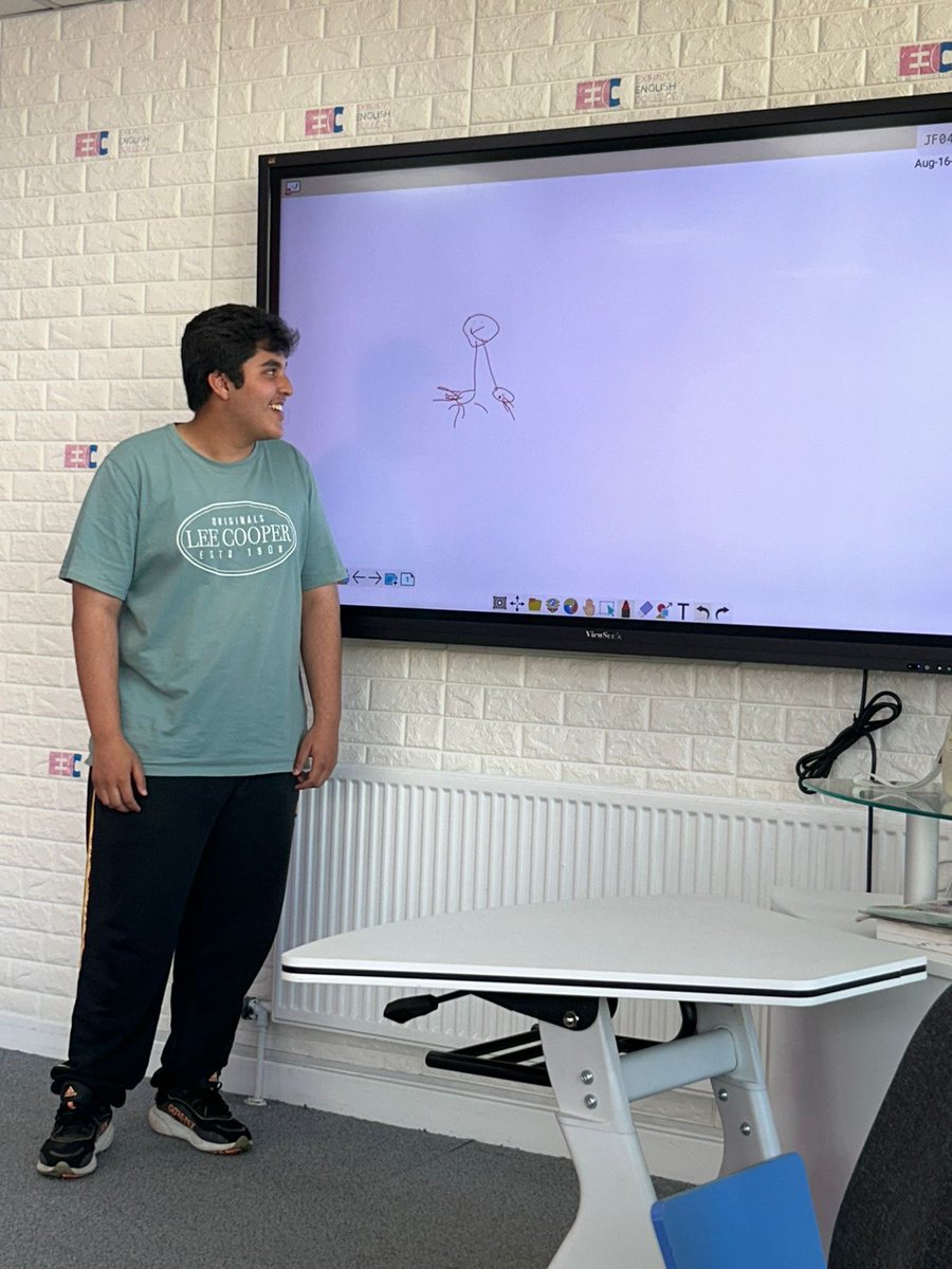 ExpressCollege's tweet photo. Some photos from in class!

You can see teaching in conversation class, role-play for a phone call job interview (using their phones to get fully immersed into the situation) and a student's visual interpretation of 'Nike'!

Want to get involved in our classes and trips? Go to: https://t.co/eEjKptbuCn

See you soon!

#EEC #expressenglishcollege #studyenglish #studyenglishwithus #studyenglishintheUK #studyintheUK #learnenglish #learnenglishintheUK #learnenglishwithus #classmates #englishfun #es| #trip #learning #englishinreallife #englishintherealworld