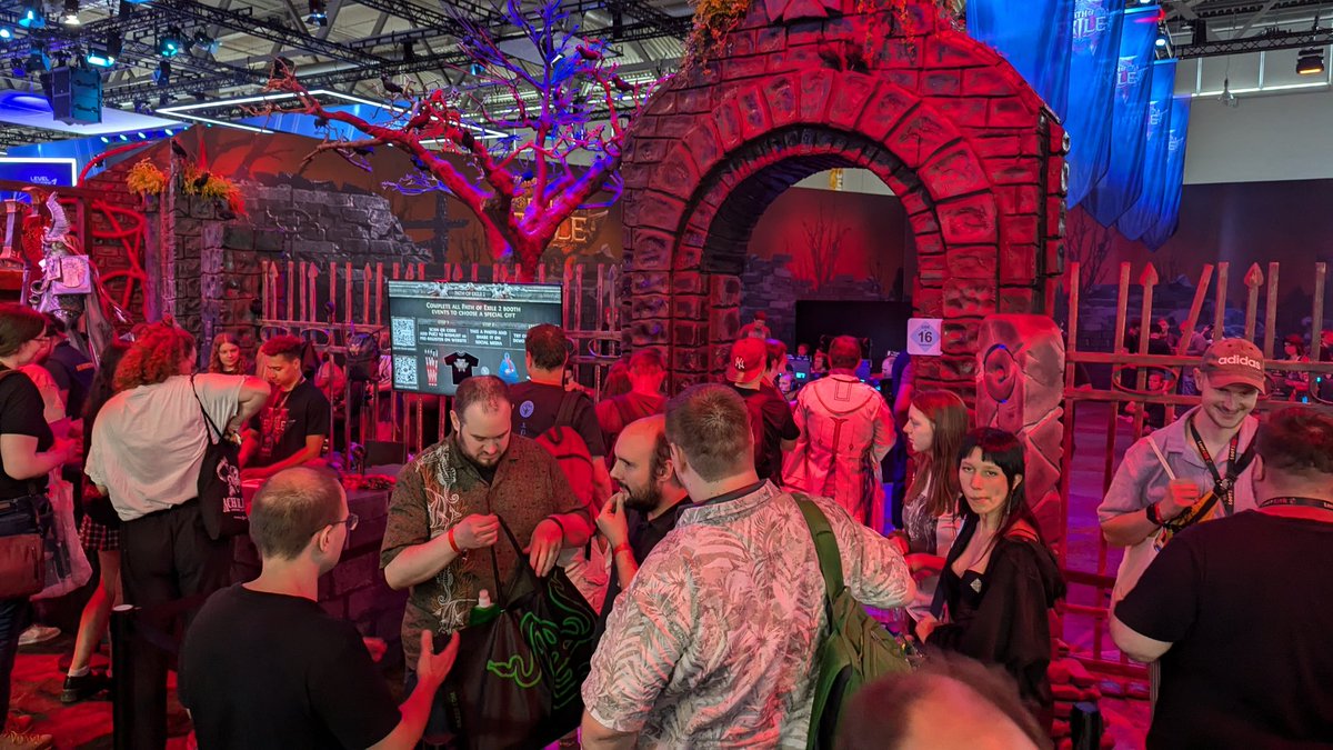 Massel84's tweet photo. I played the path of exile 2 demo. They have an incredible booth. #gamescom2024 #pathofexil https://t.co/0yaUa0BZa0