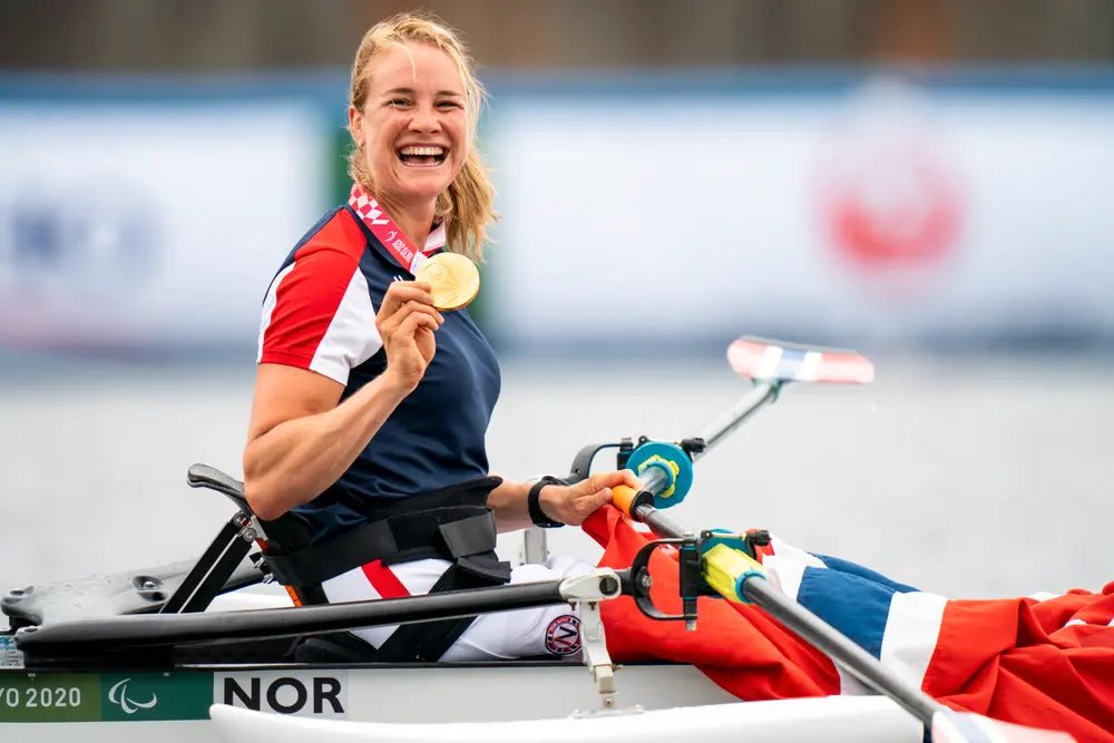 “Every body is a dance body; you just do it in a different way!” Para-rower and skier <a href="/BirgitSkarstein/">Birgit Skarstein</a> tells <a href="/MJGold/">Michael Johnson</a> &amp; <a href="/ArmlessArcher/">Matt Stutzman</a> you should never let differences stop you from trying things you might love in ep 4 of #RisingPhoenix pod #Paralympics2024 shorturl.at/22ynU
