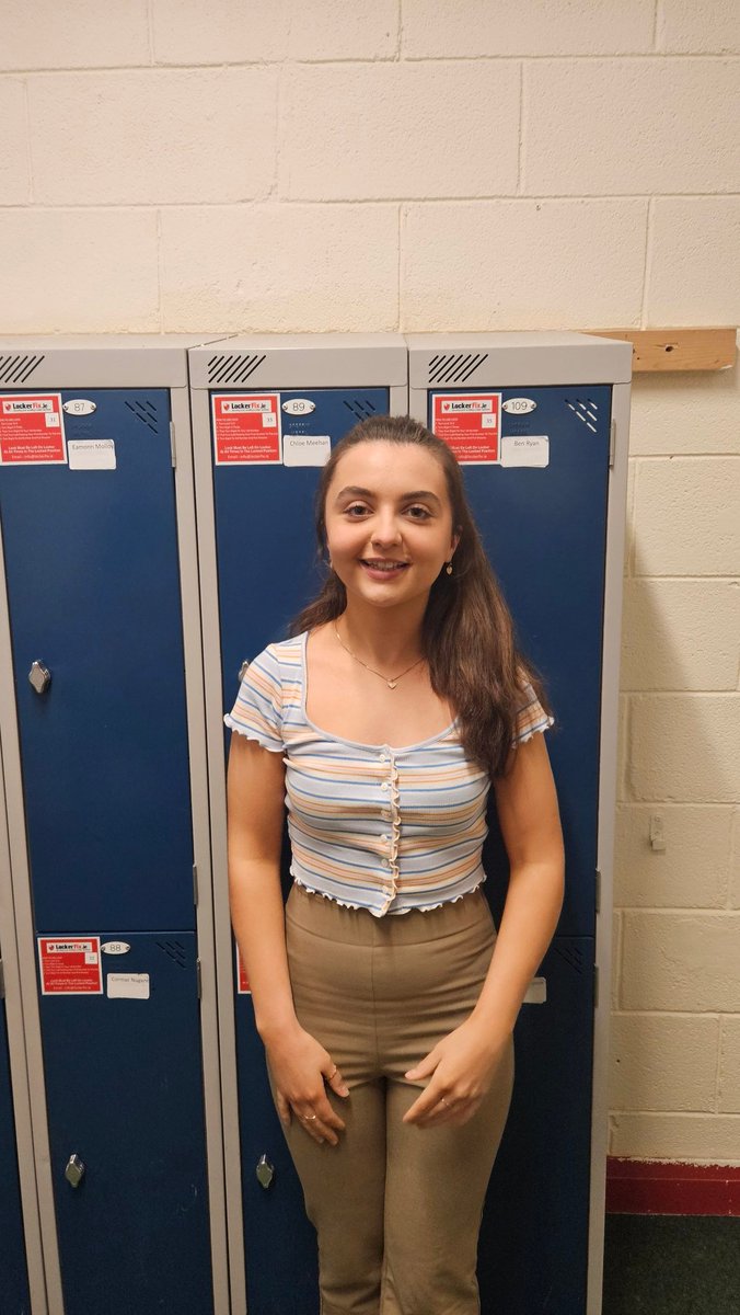 CncKilcormac's tweet photo. Great to see so many happy faces of our successful 2024 LC Students who came up to the school to share their results with us. Very proud of all students who have done themselves, their families and the school community proud! We wish them all the success in the future. #LC2024 https://t.co/C7NTFbFay6