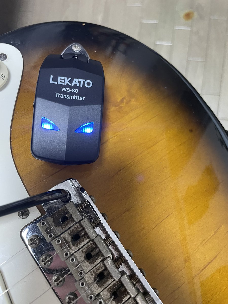 6strings5's tweet photo. ポチッた!
思ったより小さくて軽くて
音も悪くないし
遅延なんて全く感じない
個体差は当然あると思うけど、ストラトのアームを360度回すのは無理でした
#LEKATO
#WS80 https://t.co/6L0T9lRpsM