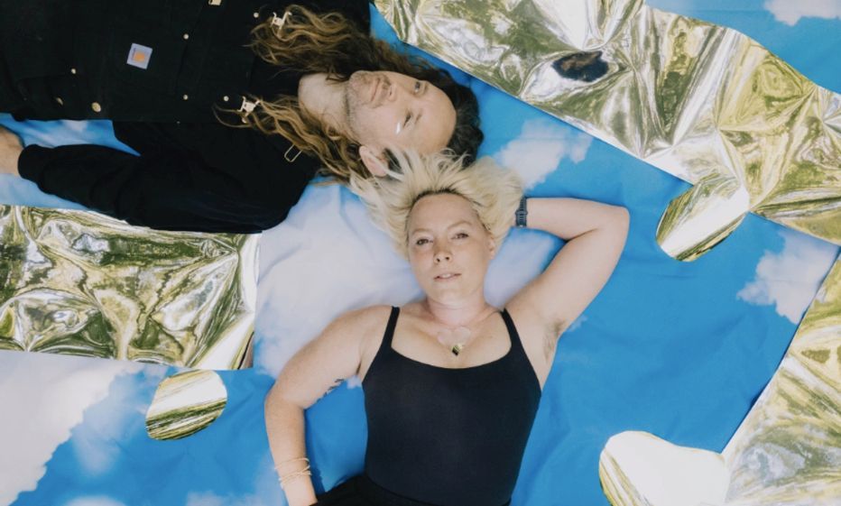 THE LINE of BEST FIT (@bestfitmusic) on Twitter photo Sylvan Esso share remix of “The District Sleeps Alone Tonight” by The <a href="/PostalService/">The Postal Service</a> buff.ly/4dz0ZAU Sylvan Esso share remix of “The District Sleeps Alone Tonight” by The <a href="/PostalService/">The Postal Service</a> buff.ly/4dz0ZAU