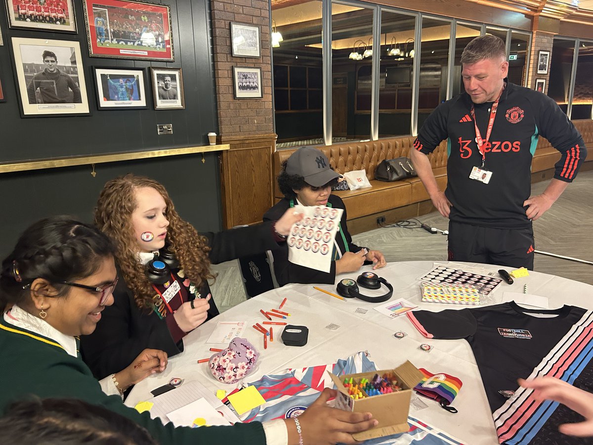 Manchester United Foundation tweet media