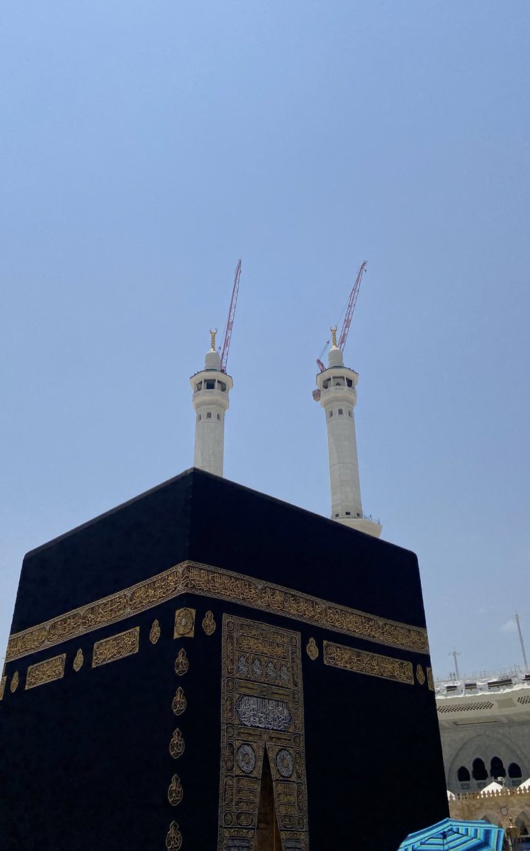 ma3j_9's tweet photo. اللهم لا تجعله آخر العهد ببيتك ، اللهم ارزقنا زيارة بيتك الحرام أعوامًا عديدة و أزمنة مديدة 🤍. https://t.co/BTnBormejL
