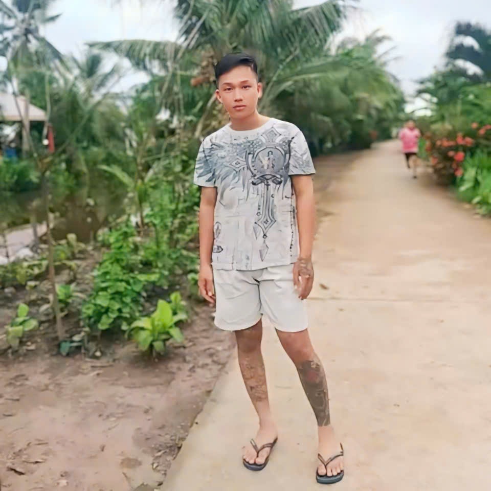dikhachsg's tweet photo. @VNNGUYN21083467 https://t.co/dJKEY4YjQi