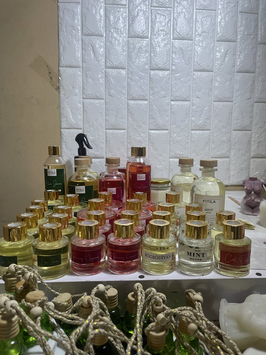 FITILACANDLES's tweet image. Good vibes on autopilot! 🌿🍃Set it and forget it-freshness delivered, one reed at a time!

50ml - N7,500
100ml - N14,500
250ml - N27,500
Refill (250ml) - N23,500

To order kindly send us a dm or Whatsapp @ link in the bio

#Fitila #pagesbydamicommerce #reeddiffuser