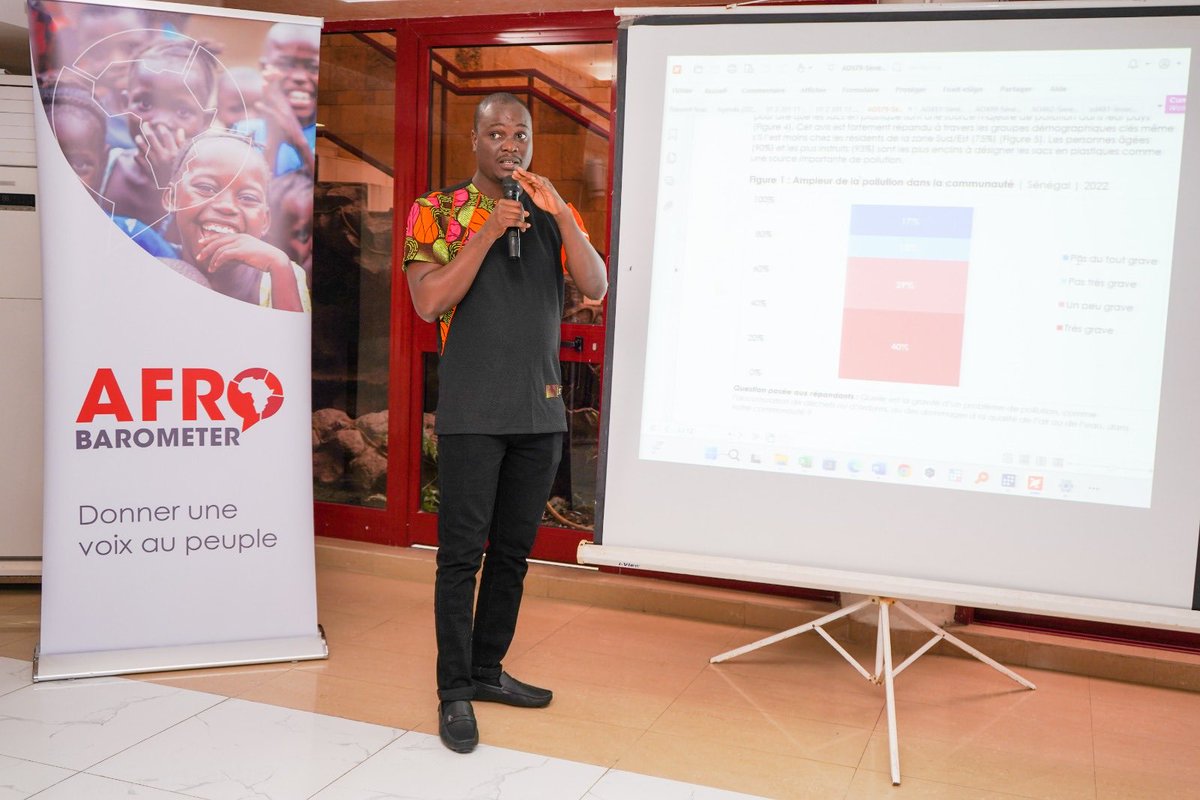 amaadousoo's tweet photo. Le Forum du justiciable est honoré de prendre part à l’atelier de formation sur l’analyse et l’interprétation des données organisés par @afrobarometer et @CresContact au profit des #OSC du #Senegal. #ForumDuJusticiable @BabacarrBa https://t.co/sVR6k4xqoT