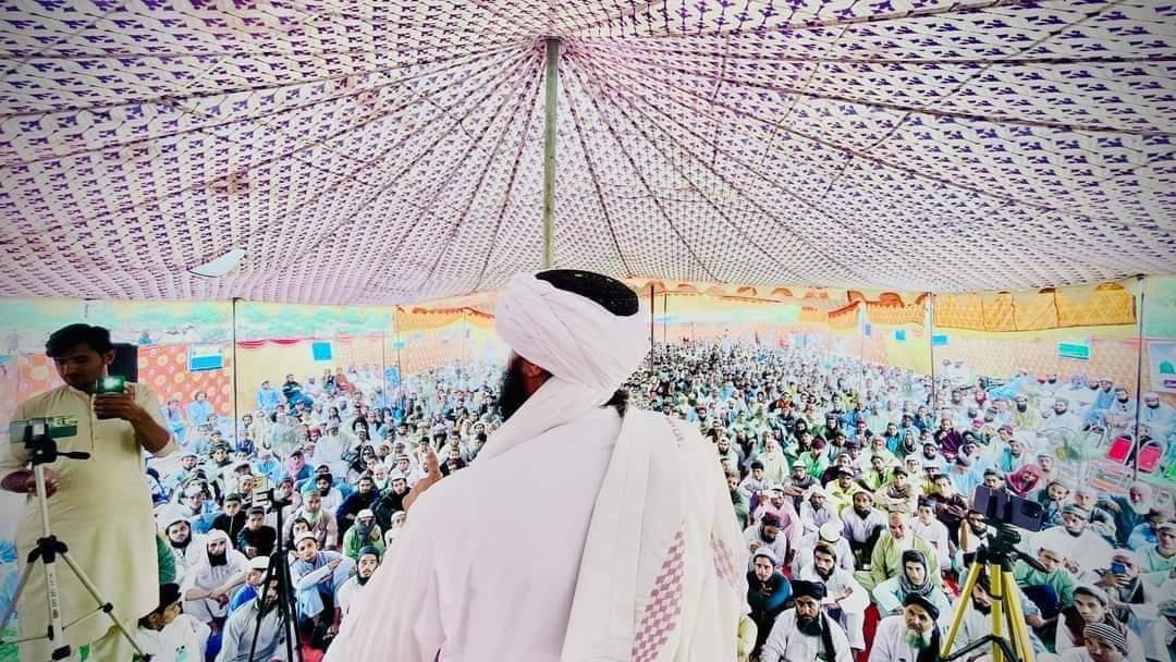 یوم تشکر 
تحفظ ختم نبوت کانفرنس  عیسک خماری بسلسلہ 7 ستمبر تحفظ ختم نبوت کانفرنس مینار پاکستان لاہور۔
مفتی فضل غفور صاحب خطاب کرتے  ہوئے
#JUI_Malakand
#ترجمان_ختم_نبوت_مولانا
#مفتی_کابیٹابھی_سرخرو