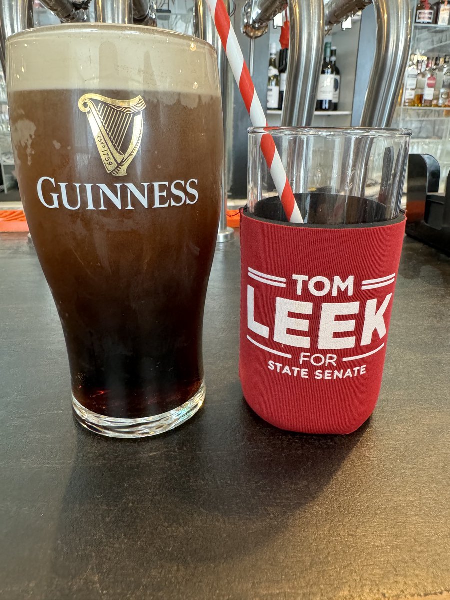 Live from Dublin to watch the Noles tomorrow!
#GoNoles