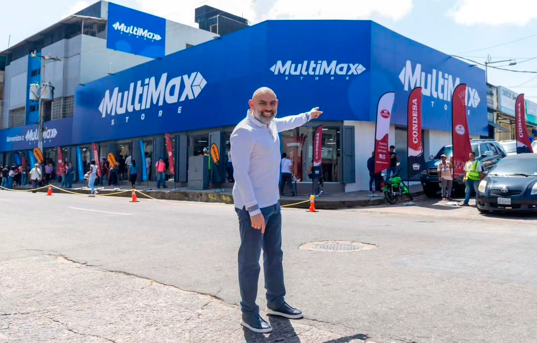 DaggaNasar's tweet image. San Félix, gracias por este caluroso recibimiento 📷

Este es un paso más en nuestro compromiso de llevar lo mejor en tecnología a cada rincón de Venezuela.

Bolívar, ¡Es Territorio MultiMax!

#MultiMaxStore #NasarDagga #MultiMaxSomosTodos #Venezuela #SanFelix