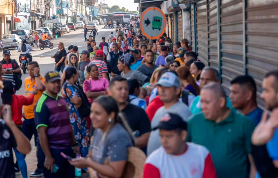 DaggaNasar's tweet image. San Félix, gracias por este caluroso recibimiento 📷

Este es un paso más en nuestro compromiso de llevar lo mejor en tecnología a cada rincón de Venezuela.

Bolívar, ¡Es Territorio MultiMax!

#MultiMaxStore #NasarDagga #MultiMaxSomosTodos #Venezuela #SanFelix