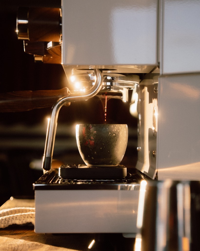 ESPRESSO ANYWHERE | 🇳🇴 LOFOTEN ISLANDS, NORWAY

A Linea Mini pop-up on Norway's dramatic Lofoten Islands, where espresso meets the midnight sun, mountains, and sea.

Read Now: home.lamarzoccousa.com/espresso-anywh…