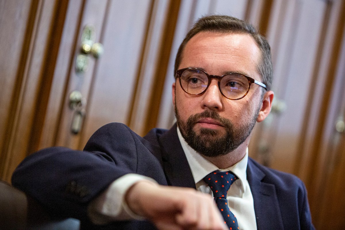 "Tarde llegaste", dijo el vicecanciller Nicolás Albertoni sobre el cambio en el discurso del Frente amplio y el PIT CNT ante la situación institucional de Venezuela lc.cx/Fkrykl