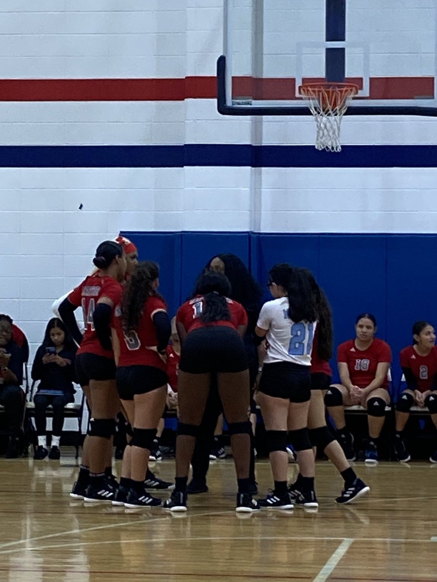 Sandra Mader tweet media