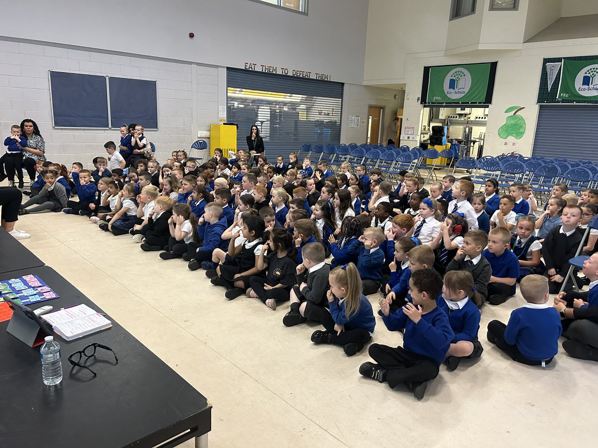 PirieParkPS's tweet image. Our 1st school assembly of the year had an important message about giving things a go even when they are hard 💪 Mistakes and failures are part of the learning process but don’t give up and you will get there 👍 #TryEverything