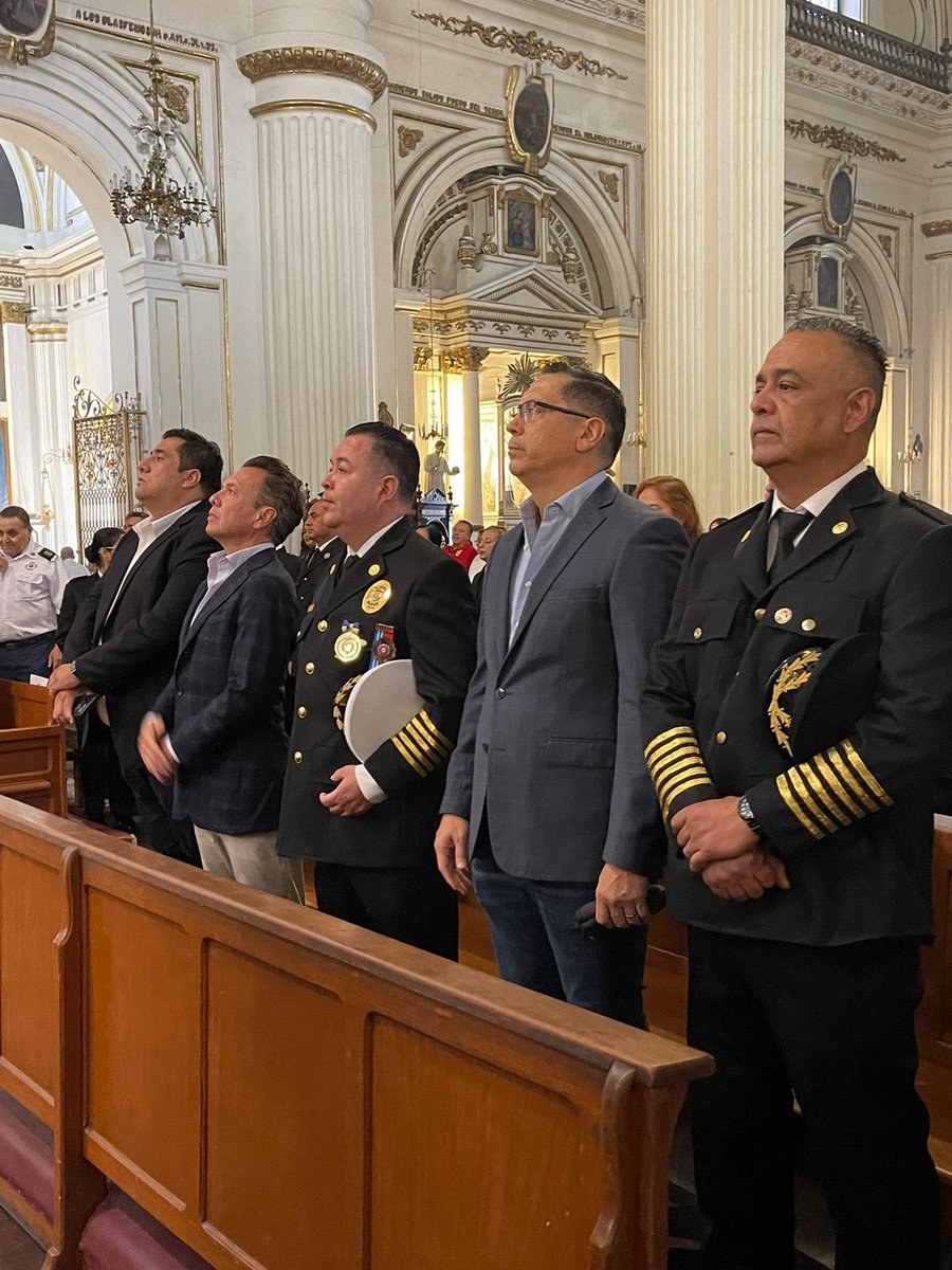 soyaldodeanda's tweet photo. El día de ayer celebramos a las y los valientes bomberos que, sin dudarlo, se aprestan para proteger nuestras vidas, hogares y comunidades. 
Su coraje, dedicación y compromiso son un ejemplo de verdadera valentía y servicio. 👏🏼 https://t.co/ZHfqL12jZi